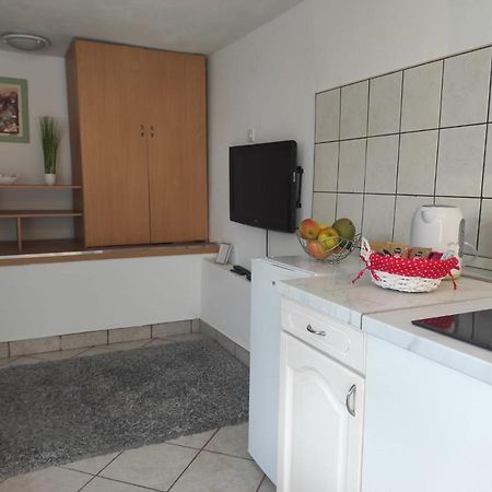 Studio Apartment Petrov شيبينيك المظهر الخارجي الصورة