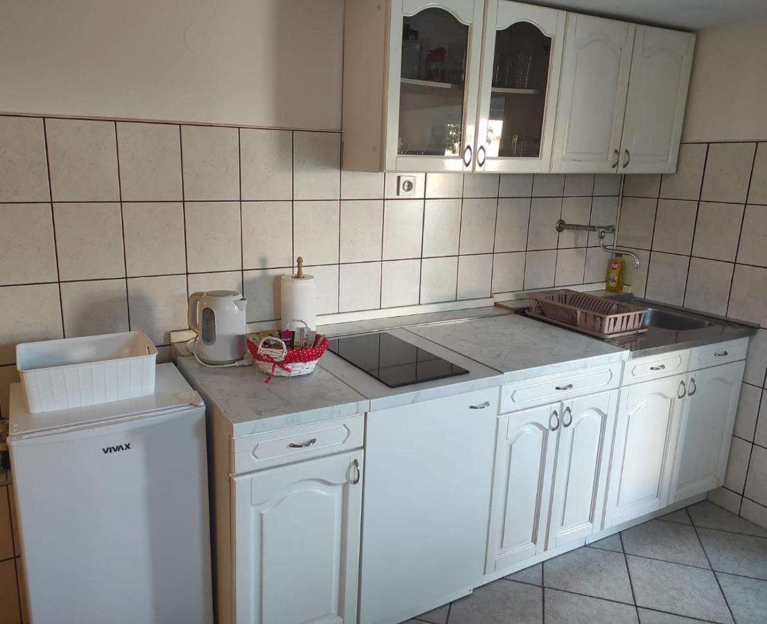 Studio Apartment Petrov شيبينيك المظهر الخارجي الصورة